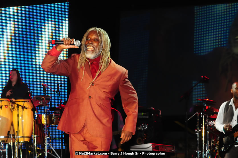 Billy Ocean at the Air Jamaica Jazz and Blues Festival 2008 The Art of Music - Saturday, January 26, 2008 - Air Jamaica Jazz & Blues 2008 The Art of Music venue at the Aqaueduct on Rose Hall Resort & Counrty Club, Montego Bay, St. James, Jamaica W.I. - Thursday, January 24 - Saturday, January 26, 2008 - Photographs by Net2Market.com - Claudine Housen & Barry J. Hough Sr, Photographers - Negril Travel Guide, Negril Jamaica WI - http://www.negriltravelguide.com - info@negriltravelguide.com...!