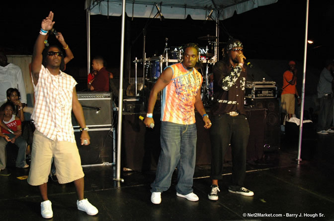 Elephant Man - TOK - Turbulence - General B - Wayne Marshall & many more - TEMPTATION LIVE - SUMMER SHOTS @ WAVZ - Appleton ATI 2005 Negril - Sunday,  July 31, 2005 - Sponsored by: Appleton Adult Entertainment - Negril Travel Guide, Negril Jamaica WI - http://www.negriltravelguide.com - info@negriltravelguide.com...!