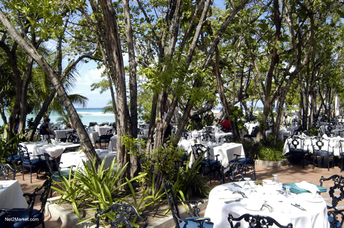 CHA / Caribbean MarketPlace Press Lunch & Briefing at Seagrapes Restaurant, Half Moon - Caribbean MarketPlace 2005 by the Caribbean Hotel Association - Negril Travel Guide, Negril Jamaica WI - http://www.negriltravelguide.com - info@negriltravelguide.com...!