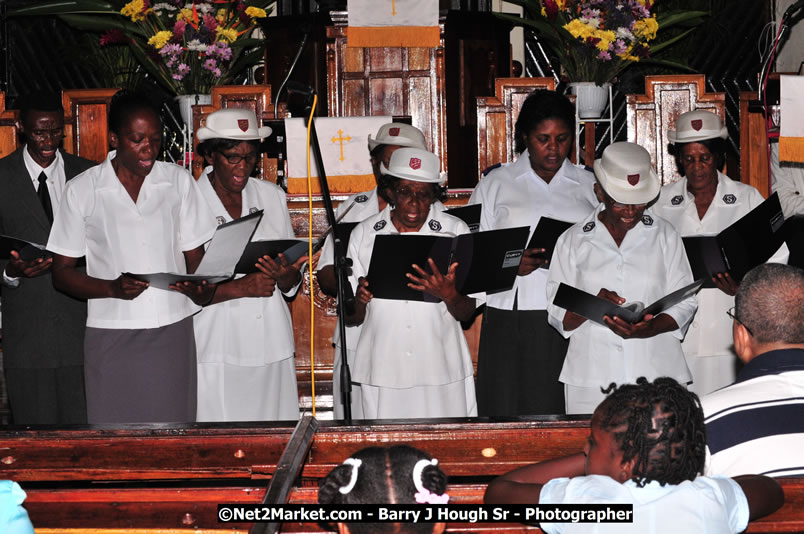 Lucea United Church - Unitied Church in Jamaica and Cayman Islands - Worship Service & Celebration of the Sacrament of Holy Communion - Special Guests: Hanover Homecoming Foundation & His excellency The Most Honourable Professor Sir Kenneth Hall Governor General of Jamaica - Sunday, August 3, 2008 - Hanover Homecoming Foundation LTD Jamaica - Wherever you roam ... Hanover bids you ... come HOME - Sunday, August 3 to Saturday, August 9, 2008 - Hanover Jamaica - Photographs by Net2Market.com - Barry J. Hough Sr. Photojournalist/Photograper - Photographs taken with a Nikon D300 - Negril Travel Guide, Negril Jamaica WI - http://www.negriltravelguide.com - info@negriltravelguide.com...!