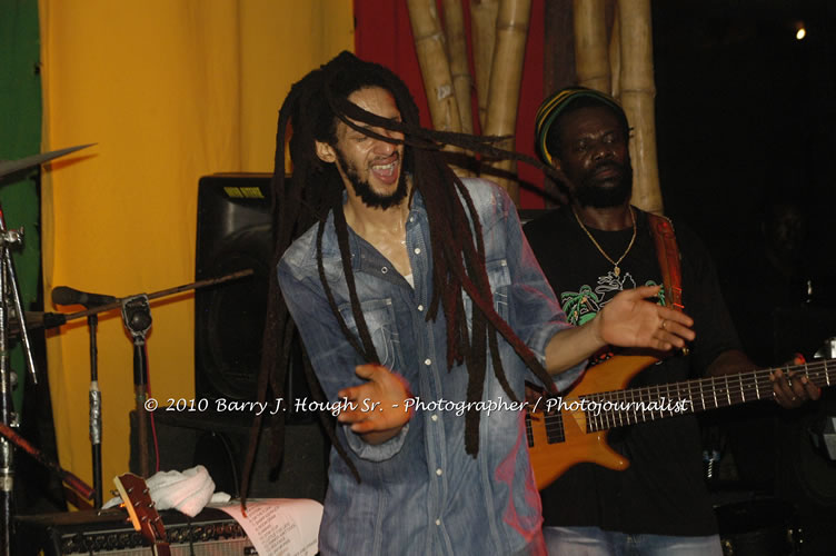 Julian Marley - Grammy Nominee & Son of the Legend Bob Marley - Live in Concert - Also featuring Ras Noble, Power Drill, Iron Head, & Robin Banks - Backing Band Roots Warrior, plus DJ Gemini @ One Love Reggae Concerts Series 09/10 @ Negril Escape Resort & Spa, February 2, 2010, One Love Drive, West End, Negril, Westmoreland, Jamaica W.I. - Photographs by Net2Market.com - Barry J. Hough Sr, Photographer/Photojournalist - The Negril Travel Guide - Negril's and Jamaica's Number One Concert Photography Web Site with over 40,000 Jamaican Concert photographs Published -  Negril Travel Guide, Negril Jamaica WI - http://www.negriltravelguide.com - info@negriltravelguide.com...!