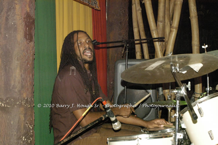 Marcia Griffiths & Edge Michael - Live In Concert - One Love Reggae Concert Series 09/10 @ Negril Escape Resort and Spa, December 29, 2009, One Love Drive, West End, Negril, Westmoreland, Jamaica W.I. - Photographs by Net2Market.com - Barry J. Hough Sr, Photographer/Photojournalist - Negril Travel Guide, Negril Jamaica WI - http://www.negriltravelguide.com - info@negriltravelguide.com...!