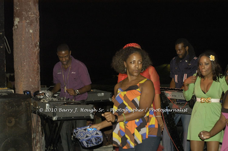 Marcia Griffiths & Edge Michael - Live In Concert - One Love Reggae Concert Series 09/10 @ Negril Escape Resort and Spa, December 29, 2009, One Love Drive, West End, Negril, Westmoreland, Jamaica W.I. - Photographs by Net2Market.com - Barry J. Hough Sr, Photographer/Photojournalist - Negril Travel Guide, Negril Jamaica WI - http://www.negriltravelguide.com - info@negriltravelguide.com...!