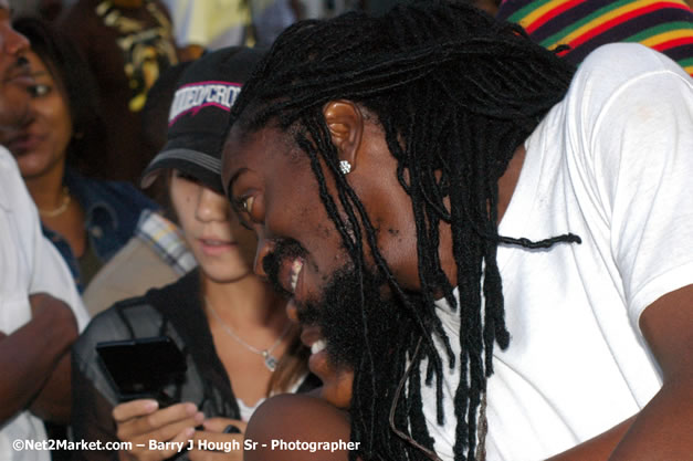 Beeniw Man & Barbee  - Red Stripe Reggae Sumfest 2007 - Zenith - Saturday, July 21, 2007 - Catherine Hall, Montego Bay, St James, Jamaica W.I. - Negril Travel Guide, Negril Jamaica WI - http://www.negriltravelguide.com - info@negriltravelguide.com...!