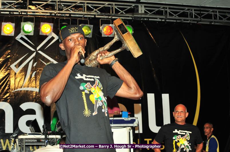 Usain Bolt of Jamaica - The Fastest Man In The World  - Usain Bolt Homecoming Celebrations Concert at the William Knibb High School Play Field, Trelawny - Ice, Ding Dong, Ravers Clavers, D'Angel, Voicemail, RDX and Dancers, Wayne Marshall, Tammi Chynn, Bugle, Nero, Tanya Stephens, Richie Spice, Kip Rich,and Shaggy - Photographs by Net2Market.com - Barry J. Hough Sr. Photojournalist/Photograper - Photographs taken with a Nikon D300 - Negril Travel Guide, Negril Jamaica WI - http://www.negriltravelguide.com - info@negriltravelguide.com...!