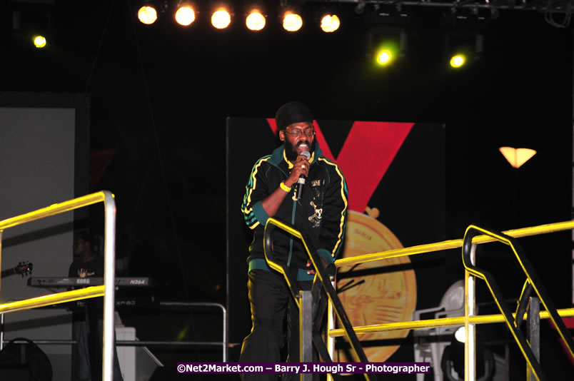 Jamaica's Athletes Celebration - Western Olympics Sports Gala & Trelawny Homecoming - Wednesday, October 8, 2008 - Photographs by Net2Market.com - Barry J. Hough Sr. Photojournalist/Photograper - Photographs taken with a Nikon D300 - Negril Travel Guide, Negril Jamaica WI - http://www.negriltravelguide.com - info@negriltravelguide.com...!