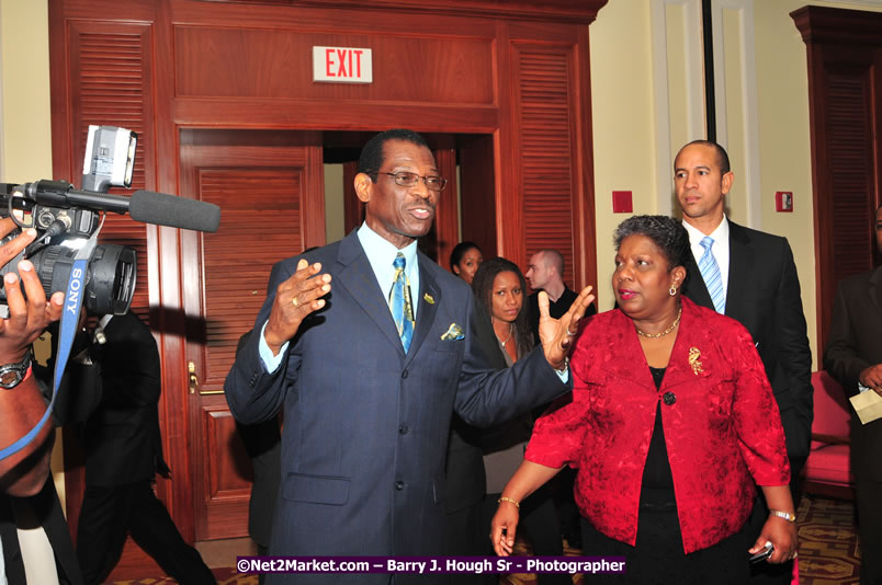 Jamaica's Olympic Athletes Reception at the Ritz Carlton - The City of Montego Bay Welcomes Our 2008 Olympians - Western Motorcade - Civic Ceremony - A Salute To Our Beijing Heros - Ritz Carlton Golf & Spa Resort, Montego Bay, Jamaica - Tuesday, October 7, 2008 - Photographs by Net2Market.com - Barry J. Hough Sr. Photojournalist/Photograper - Photographs taken with a Nikon D300 - Negril Travel Guide, Negril Jamaica WI - http://www.negriltravelguide.com - info@negriltravelguide.com...!